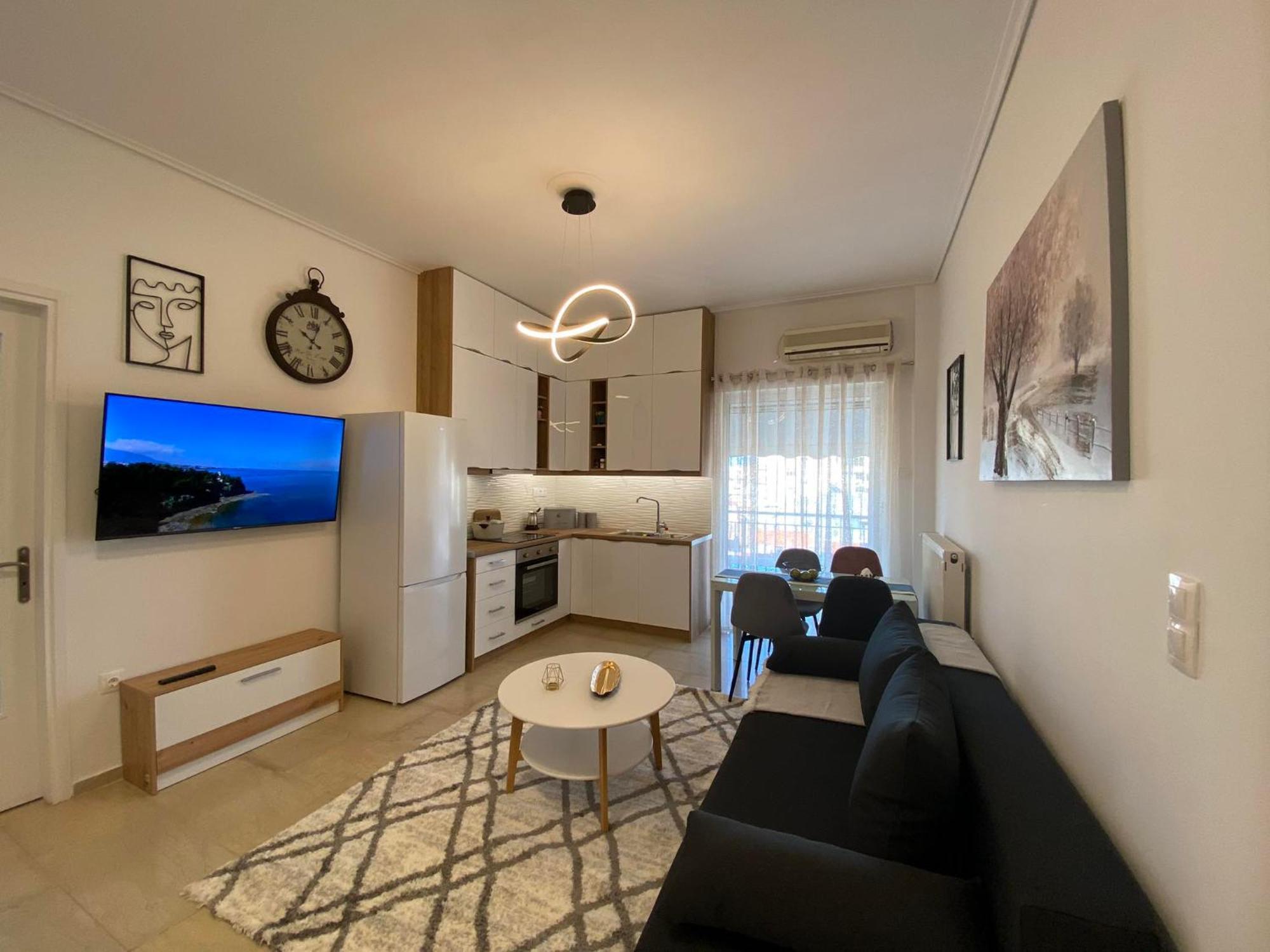 Irene΄S Downtown Apartment Халкис Екстериор снимка